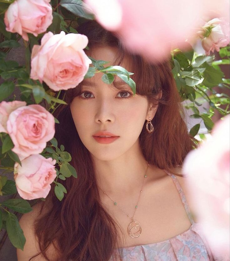 Han Ji-min em cena de filme ou premiação