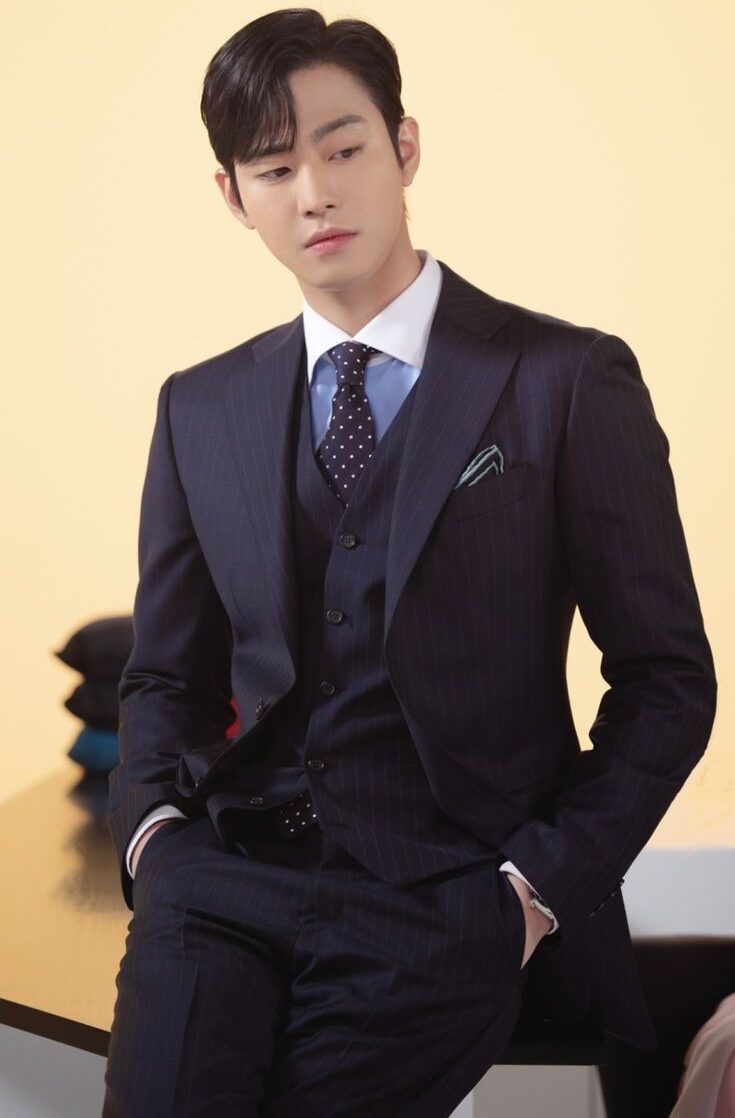 Ahn Hyo Seop em Business Proposal