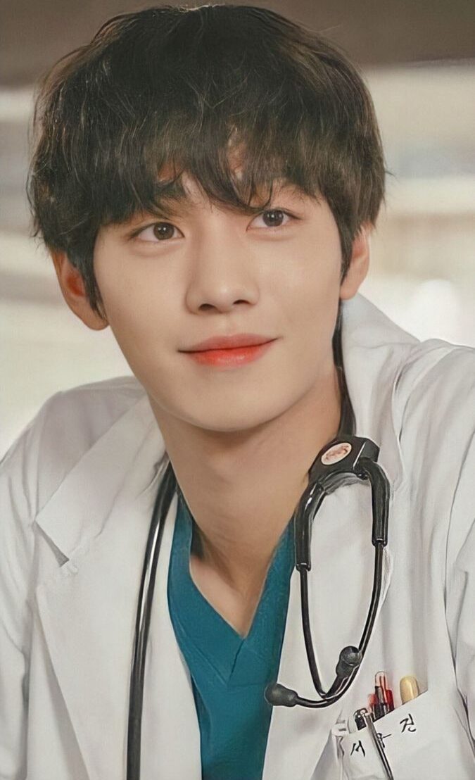 Ahn Hyo Seop em seus primeiros trabalhos