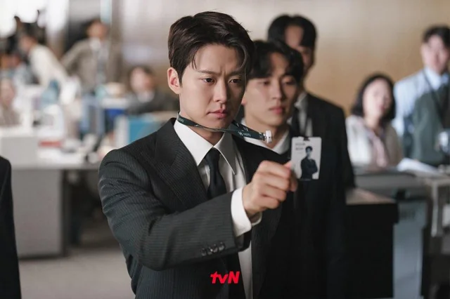 Gong Myung como personagem principal no dorama Filing For Love